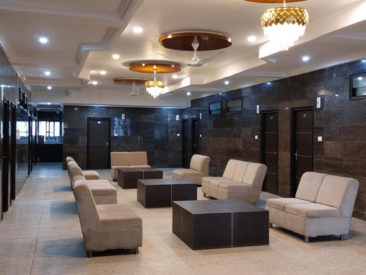 Staymaker Siddeshwara Comforts Harihar Exterior photo